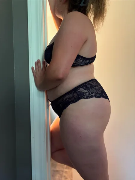 I think this curvy MILF could keep you busy all weekend long