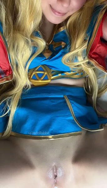 Mondays are for taking nudes in cosplay ;p