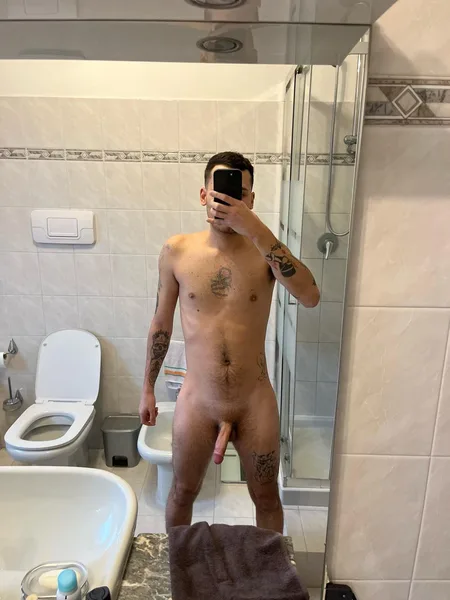 Obey girls is my biggest kink, I am waiting you (m)