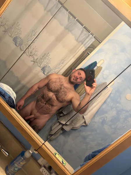 Another nude for you lovely pervs