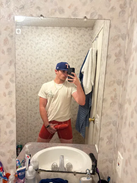 Somewhere between comfy and cocky
