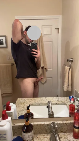 horny after a long day of work any takers?