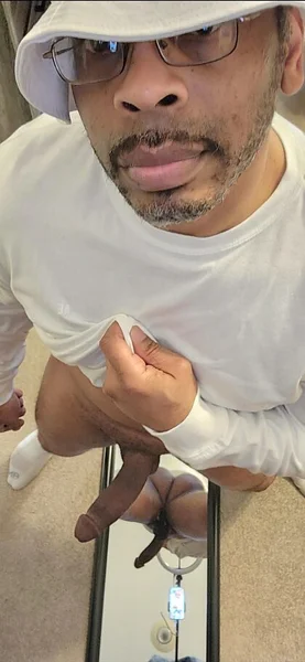 Which Dick pic do you like best?