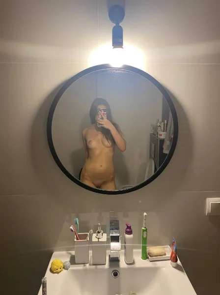 Do I look like ur dream