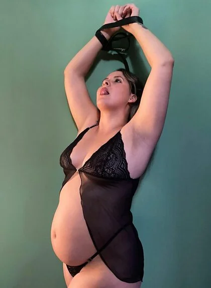 Hardcore sex with a pregnant woman! Are you up for it? 