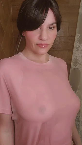 a wet tshirt flash goes wrong