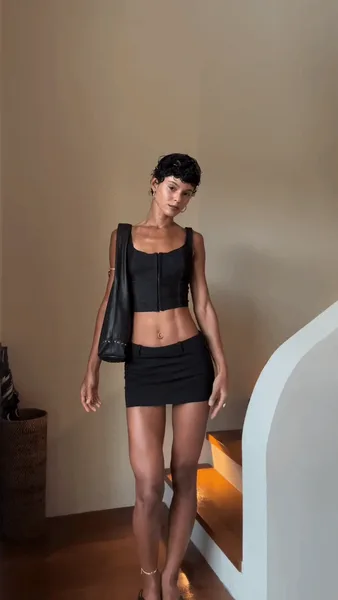 Lana's New Outfit