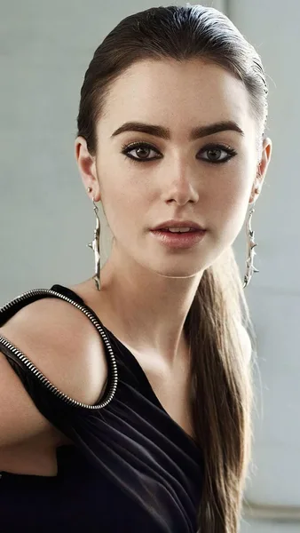 Lily Collins