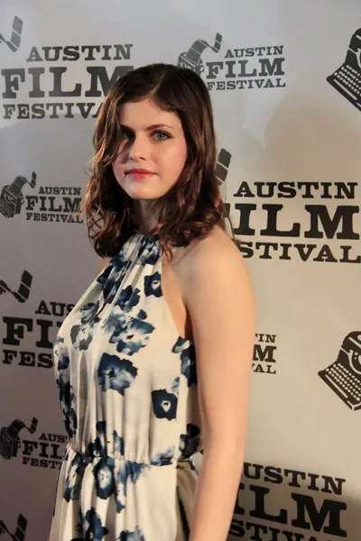 Alexandra Daddario