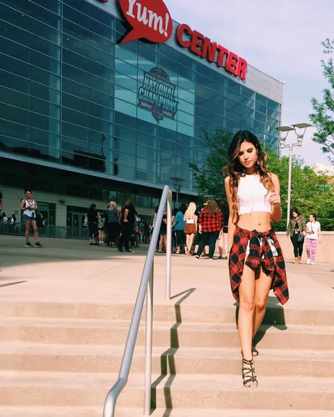 Alex Clark - Instagram