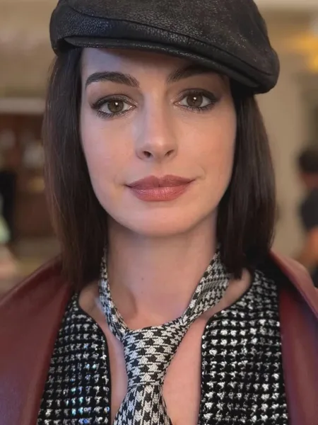 Anne Hathaway
