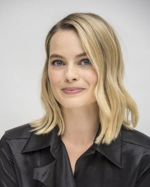 Margot Robbie