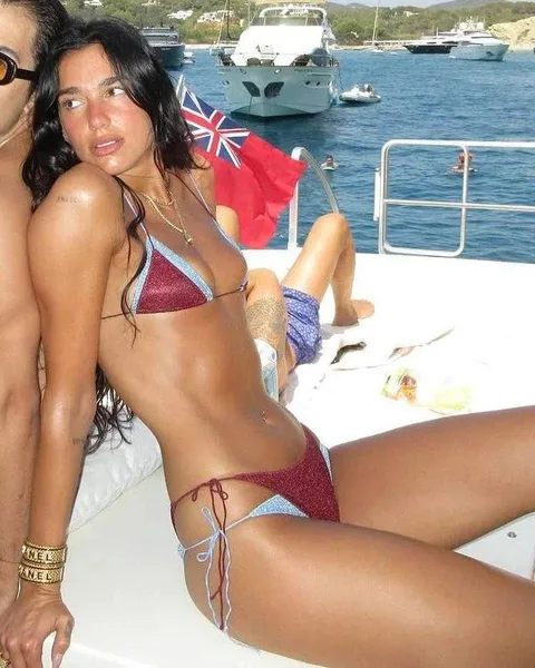 Dua Lipa