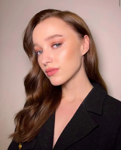 Phoebe Dynevor