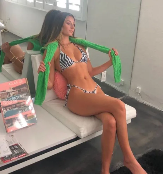Pretty Isabella