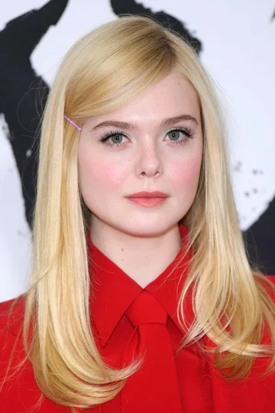Elle Fanning