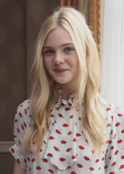 Elle Fanning