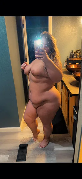 Just a cute BBW for your feed 🥰