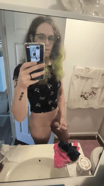 Come jerk off with me