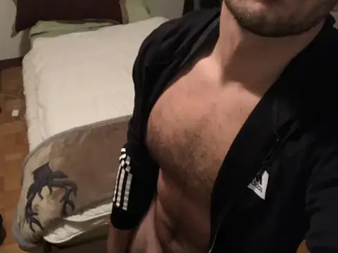 Any lovers of italian cock?!