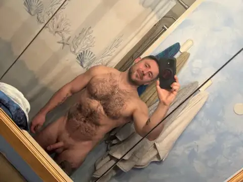 Another nude for you lovely pervs