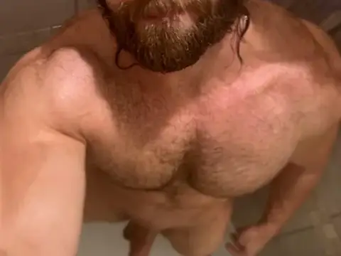 Are shower selfies still cliche? (29)
