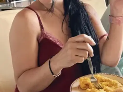 Desayunado unos ricos. Huevitos