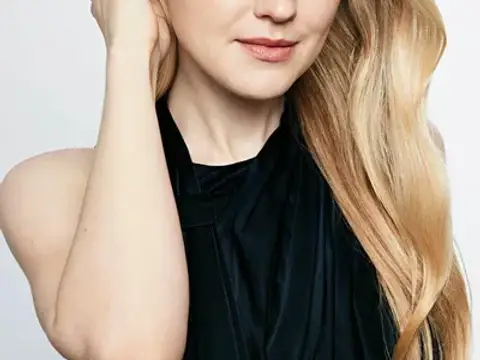 Dakota Fanning