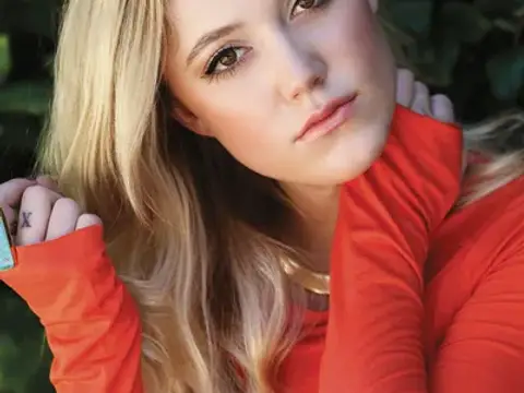 Maika Monroe
