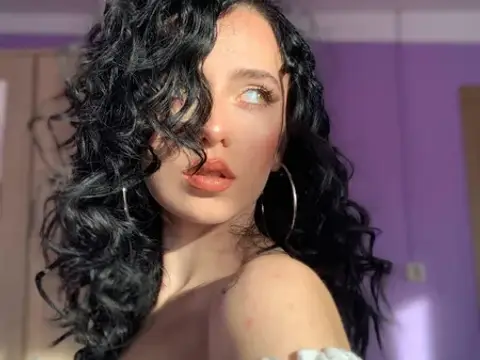 Chloe Spiciu
