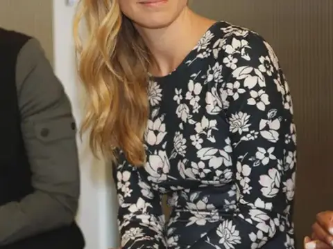 Yvonne Strahovski
