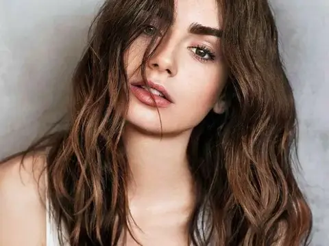 Lily Collins