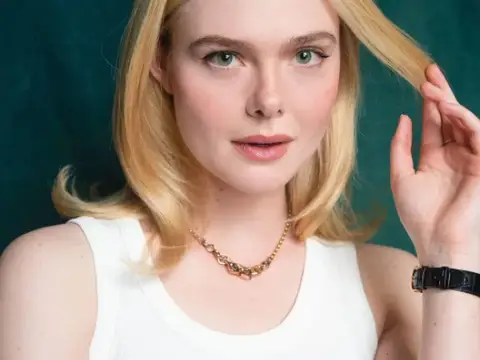 Elle Fanning