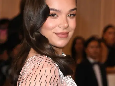 Hailee Steinfeld