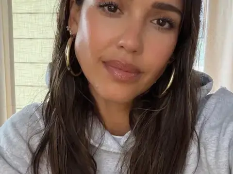Jessica Alba