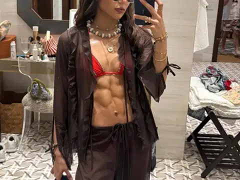 Shades and a selfie