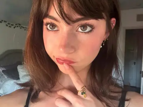 Lauren Donzis