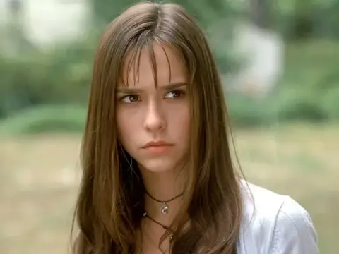 Jennifer Love Hewitt