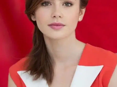 Lily Collins