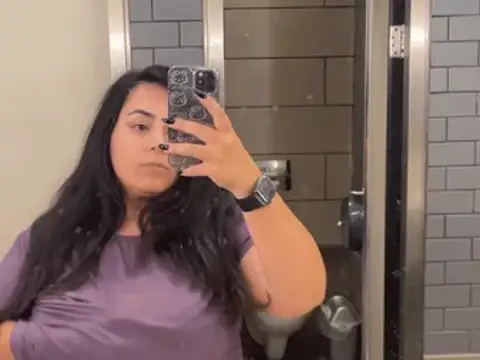 a quick flash in a random toilet